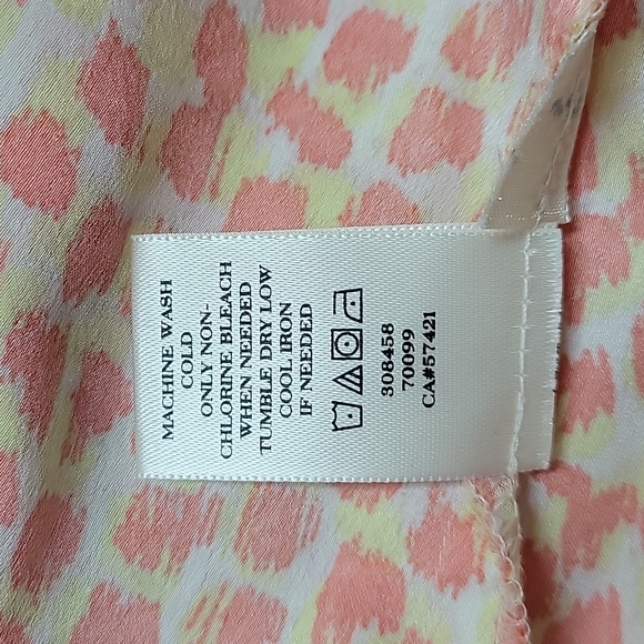 Ann Taylor Petite L Sleeveless Dress Shirt Animal Print - Picture 9 of 13